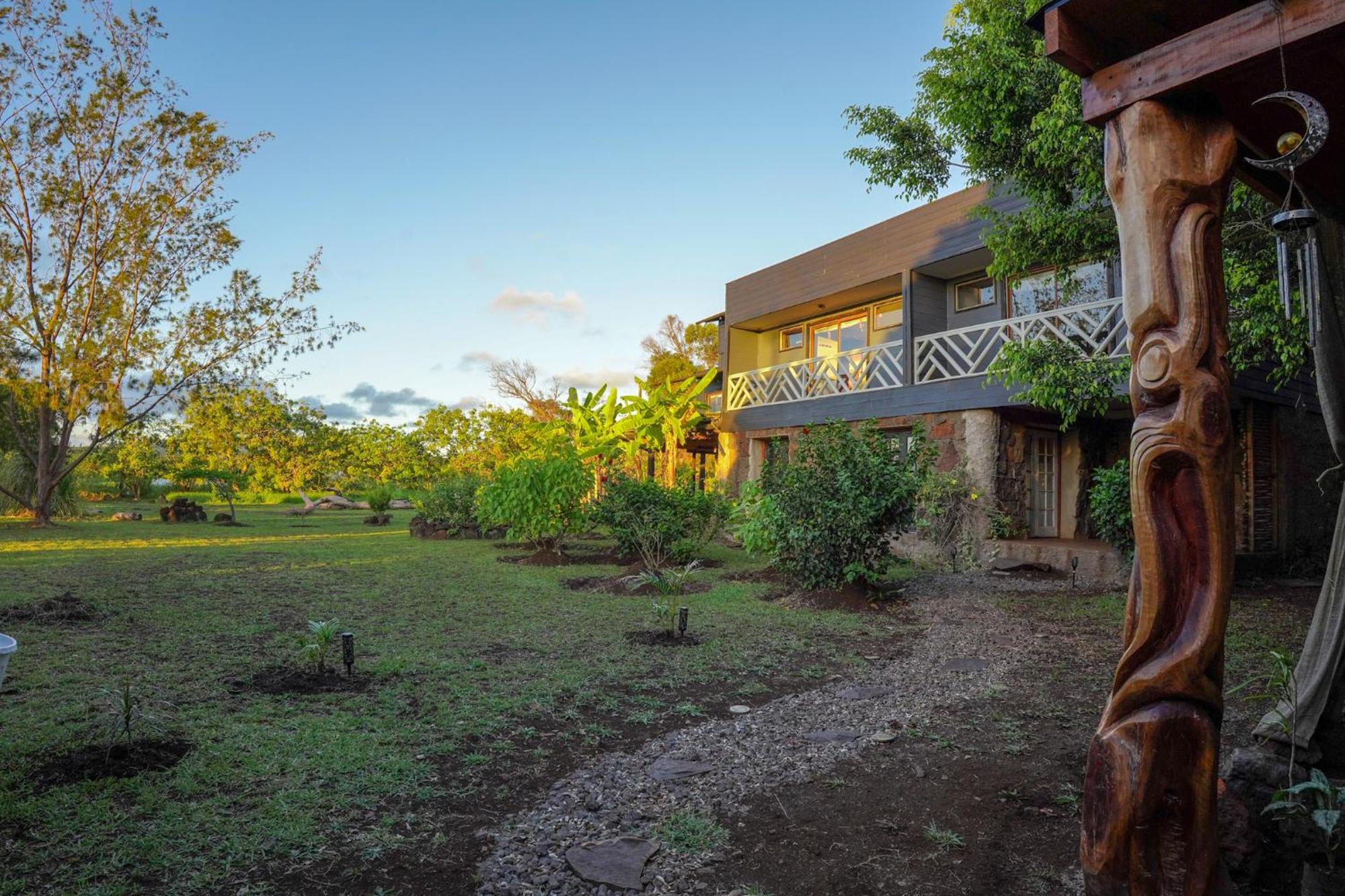 Hotel Uka Mana Hanga Roa Exterior foto